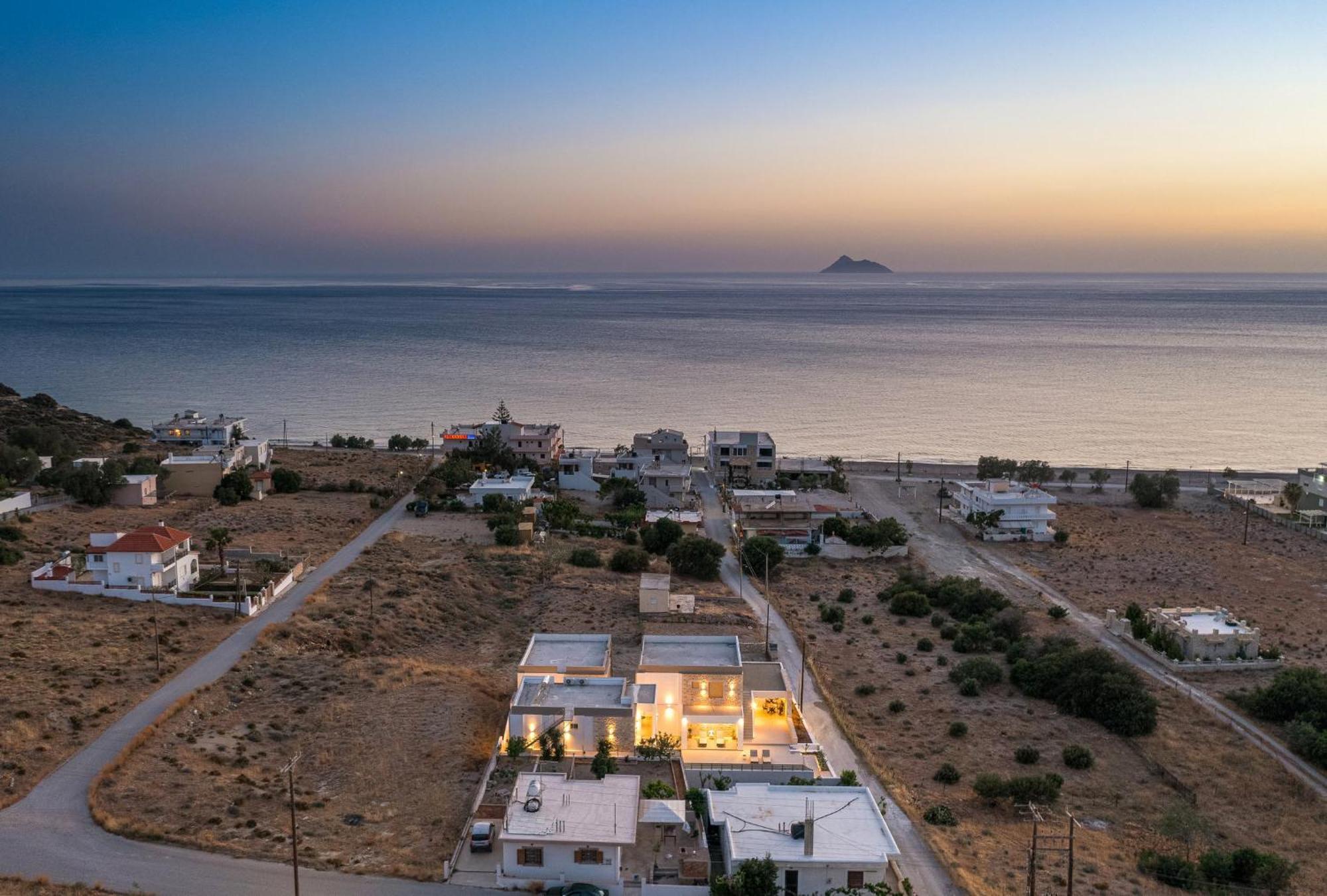 קלמאקי Ammokrinos Luxury Homes,150M From The Beach מראה חיצוני תמונה